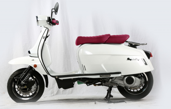 RAGP125-0044 Royal Alloy GP125 pearl-white.png